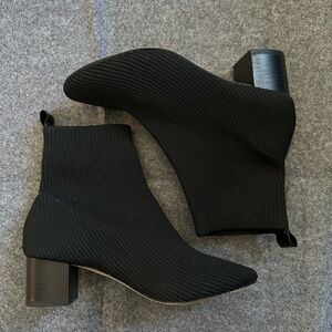 Elegant Black Knit Ankle Booties
